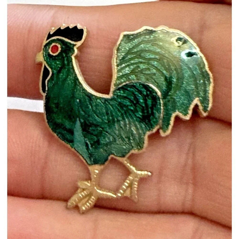 Vintage Green Enamel Rooster Brooch – 1.75 Inches